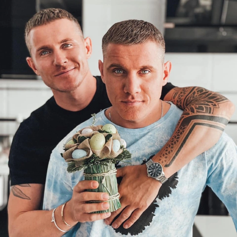 Алекс Малиновский с братом