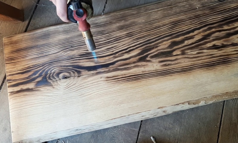 Обжиг дерева: древняя защита