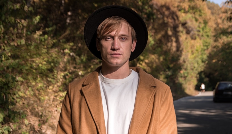 Михаила Тройника заметили с новой избранницей