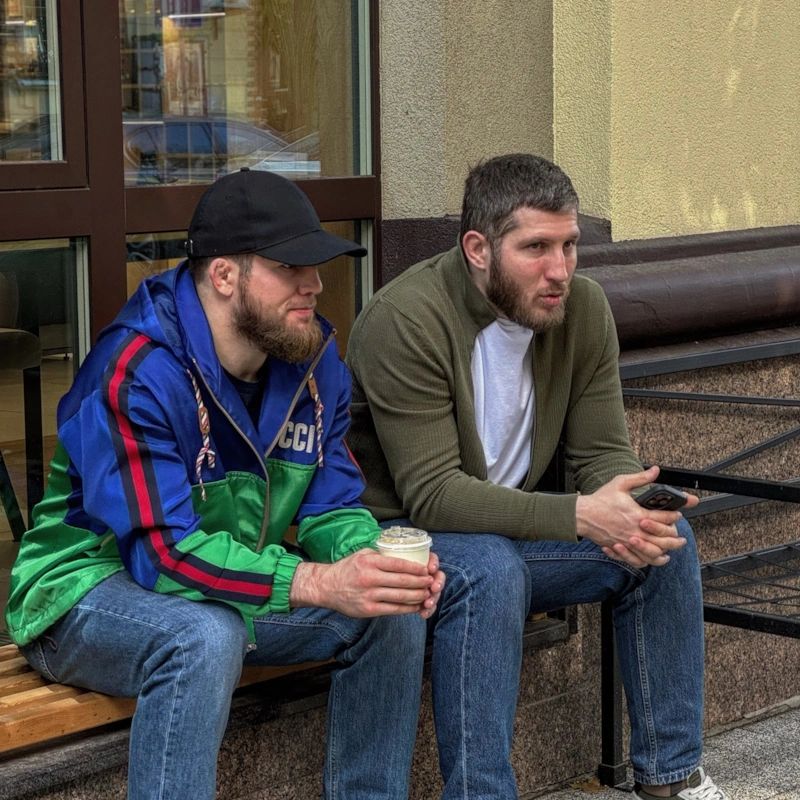 Юсуф Раисов с братом