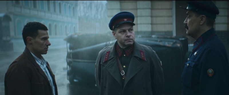 Кадр из сериала «Враг у ворот»