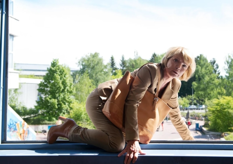 Уши Глас в фильме «Зачетный препод»