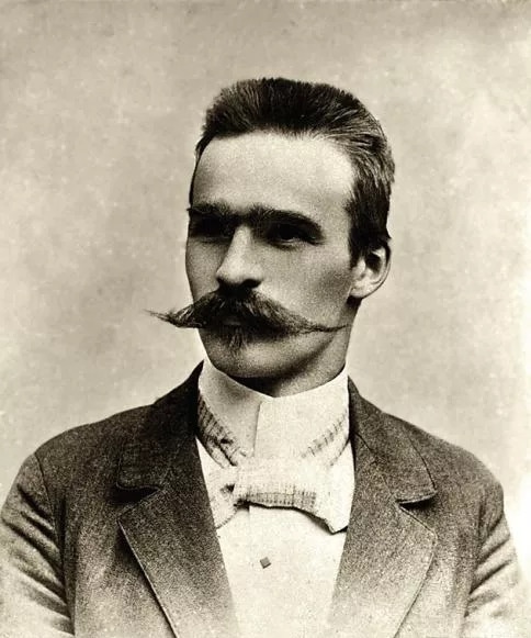 Юзеф Пилсудский в молодости Юзеф Пилсудский в молодости
