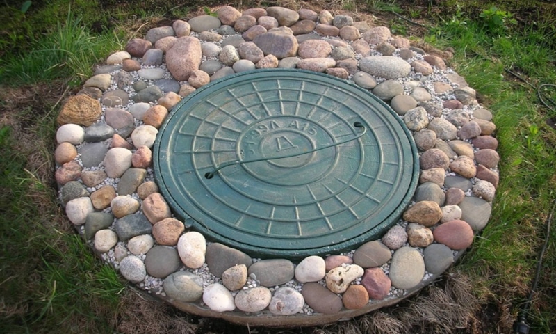 Солевой метод: защита канализации зимой