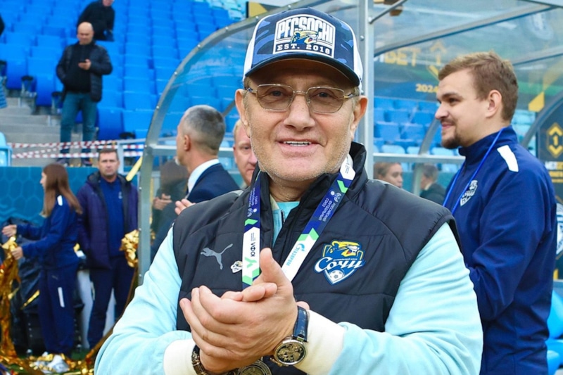 Борис Ротенберг на стадионе «Сочи»