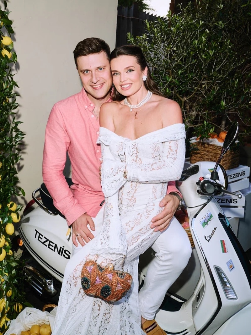 Алеся Энберт и Александр Энберт Алеся Энберт и Александр Энберт