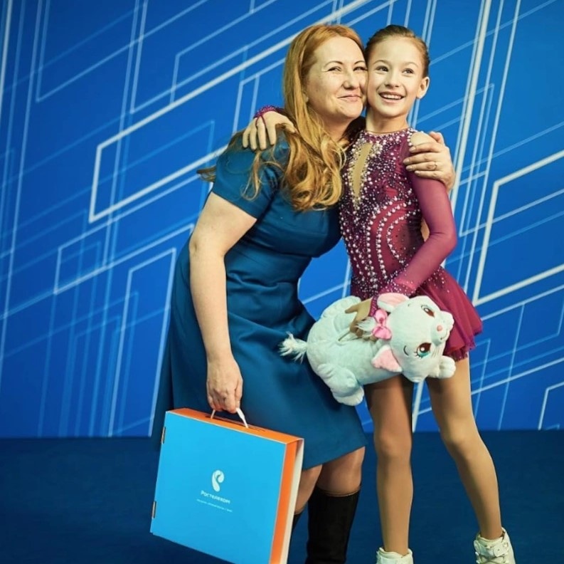 Софья Акатьева с мамой