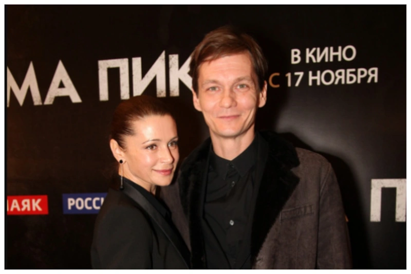 Филипп Янковский с женой Оксаной Фандерой Филипп Янковский с женой Оксаной Фандерой