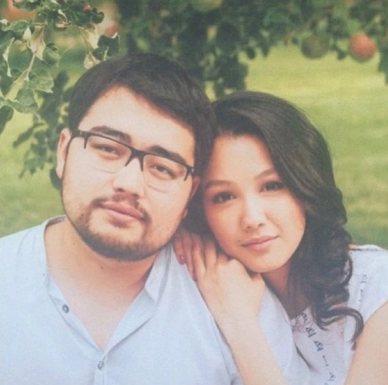 Аружан Джазильбекова с бывшим мужем