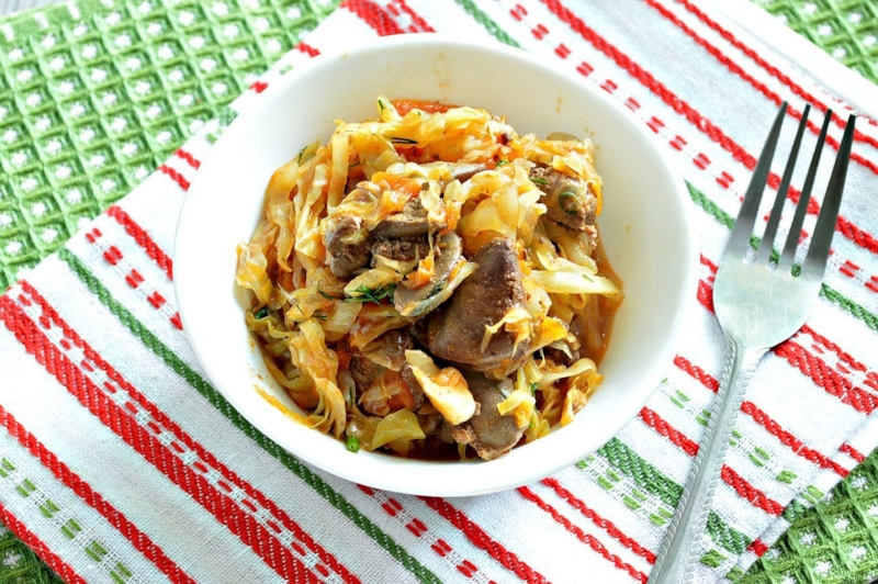 Осенний вкус: капуста с желудками