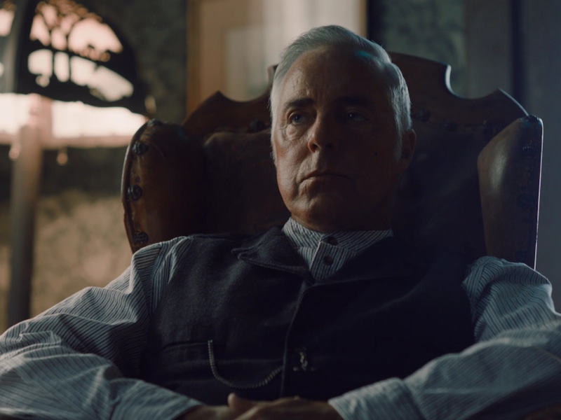 Титус Уэлливер в сериале «Наследники Ван Хельсинга. Проклятие Дракулы»