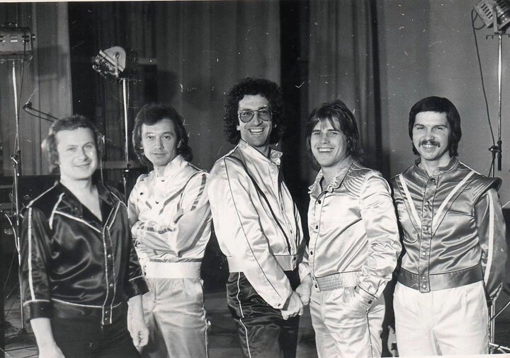 Алексей Глызин в группе «Веселые ребята»