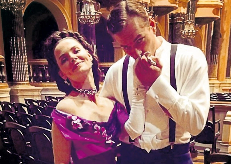 Александр Горбатов с Елизаветой Боярской Александр Горбатов с Елизаветой Боярской