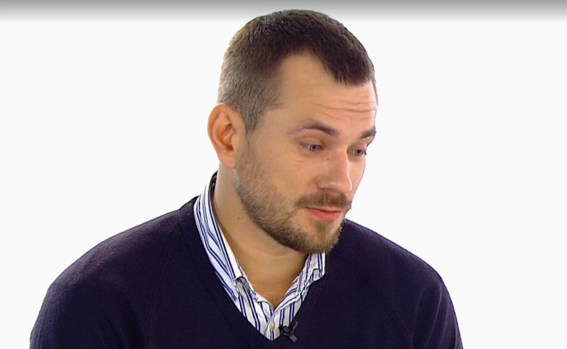 Александр Горбатов в передаче «Белая студия» Александр Горбатов в передаче «Белая студия»