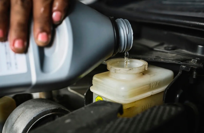 Проверка тормозной жидкости: простой тест