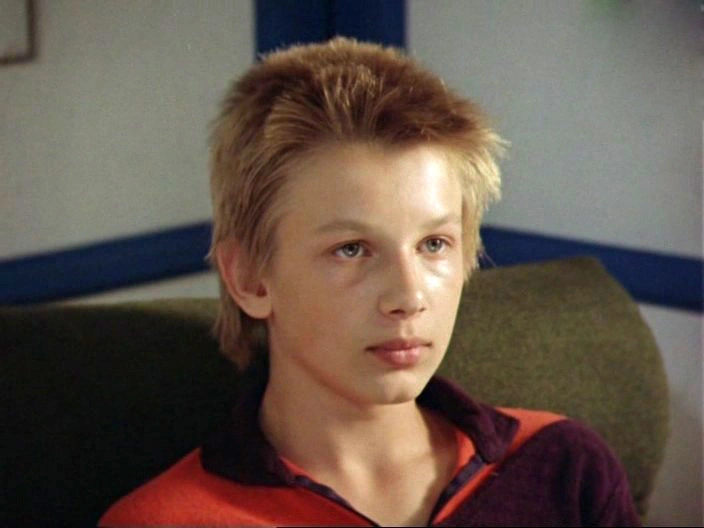 Дмитрий Марьянов в фильме «Выше Радуги»