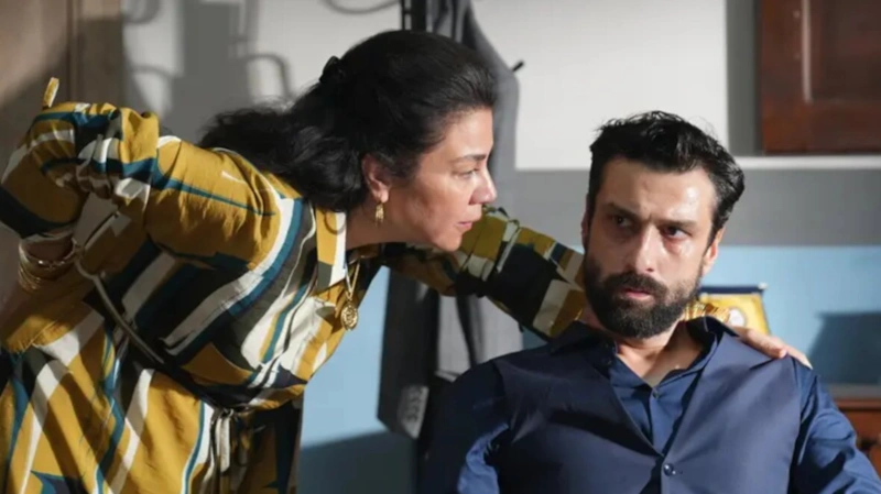 Кадр из сериала «Это море переполнится» 