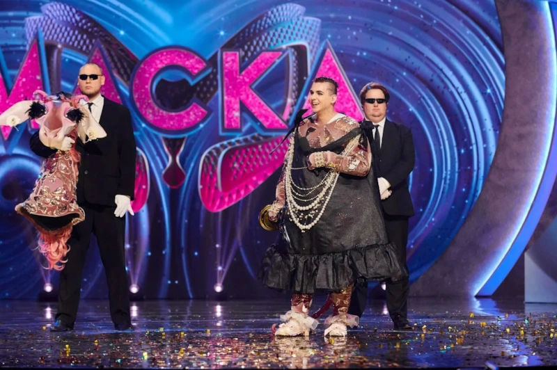 MÉLOVIN в шоу «Маска»