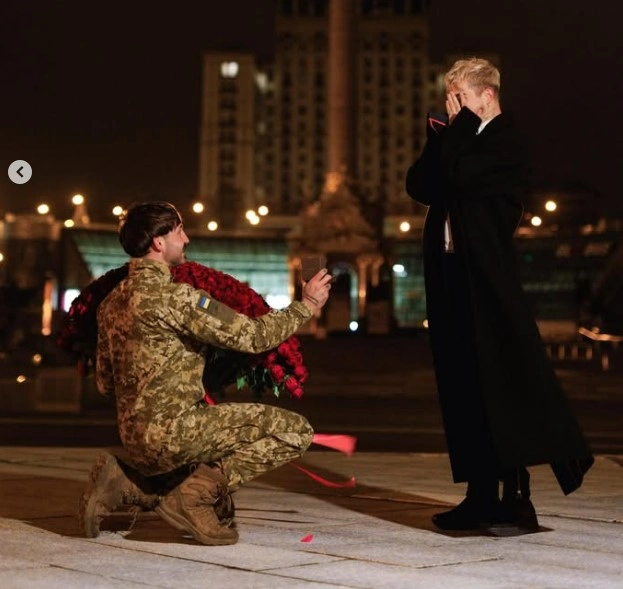 Петр Злотя и украинский певец MELOVIN обручились