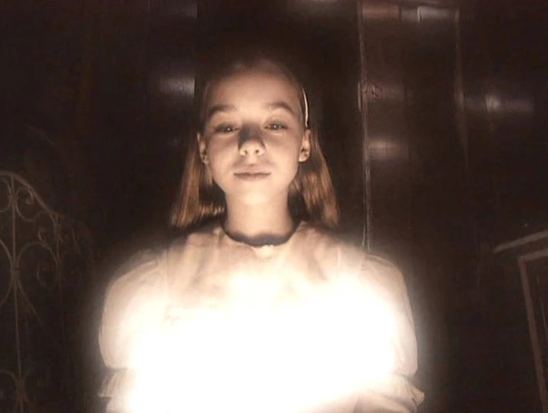 Рина Гришина в детстве Рина Гришина в детстве