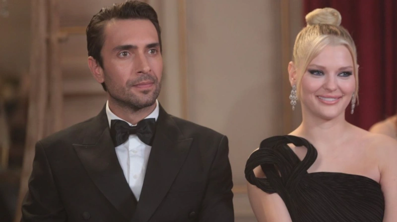  Кадр из сериала «Двухместный номер»