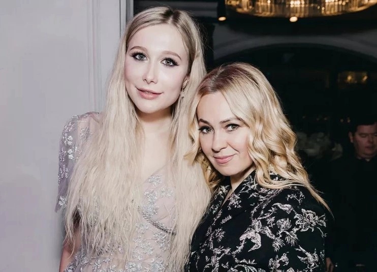 Марина Ермошкина и Яна Рудковская