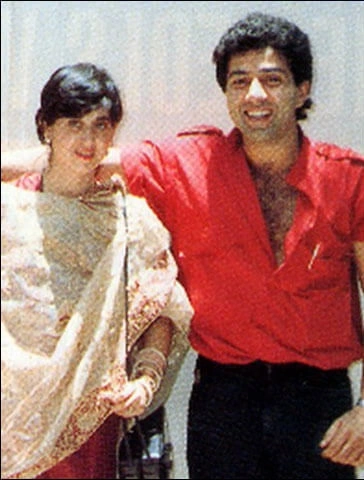 Санни Деол с женой