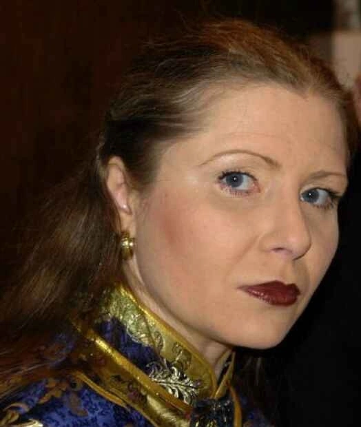 Актриса Ксения Непомнящая