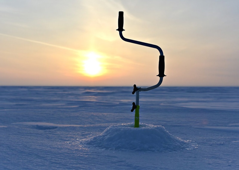 Лунка зимой: место решает