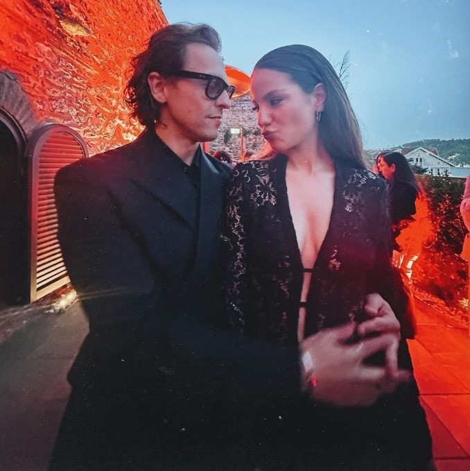 Метин Акдюльгер и Джансу Акын