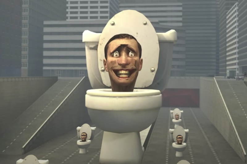 Майкл Бэй отжал у российского создателя «Скибиди Туалеты» Майкл Бэй отжал у российского создателя «Скибиди Туалеты»