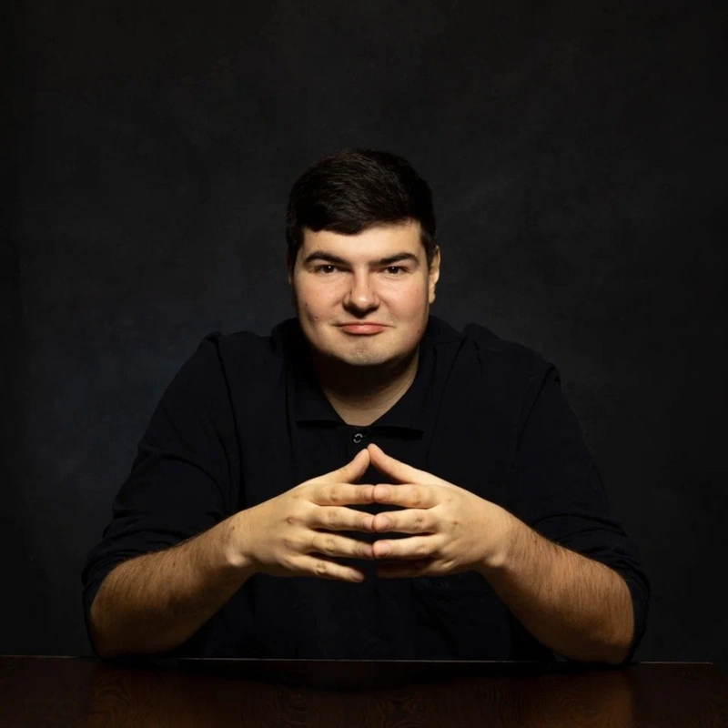 Блогер и игровой стример TheDRZJ