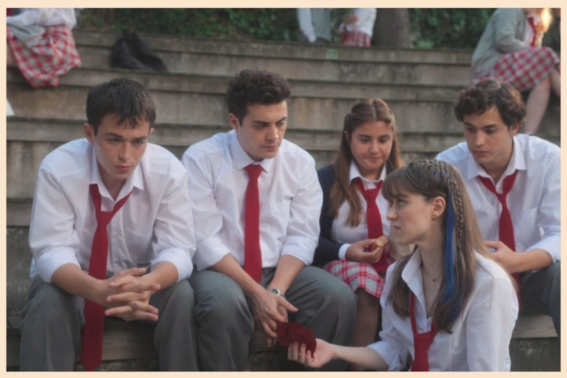 Кадр из сериала «Письма в будущее»