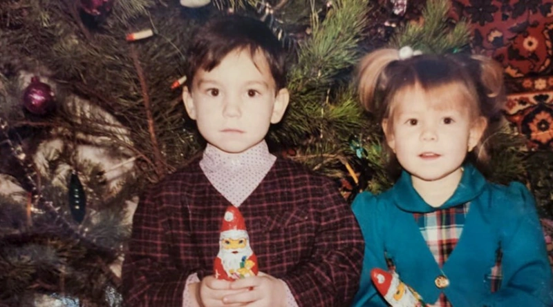 Александр Логинов в детстве с сестрой Татьяной