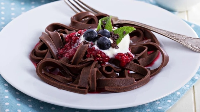 Шоколадная лапша: необычный десерт Шоколадная лапша: необычный десерт