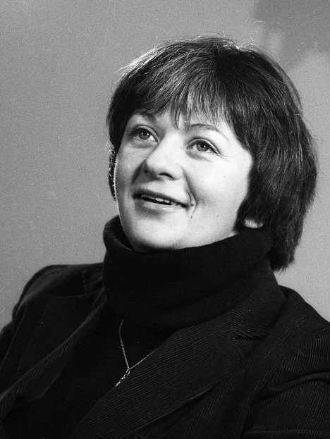 Алла Сурикова в молодости