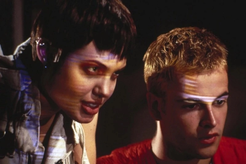 Анджелина Джоли и Джонни Ли Миллер