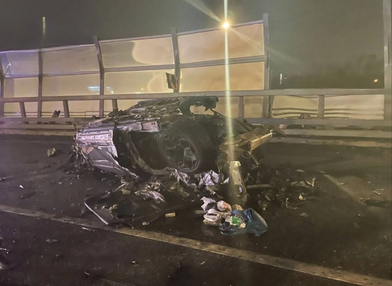 От Lamborghini Алексея Долгих остались лишь обгоревшие обломки. От Lamborghini Алексея Долгих остались лишь обгоревшие обломки.