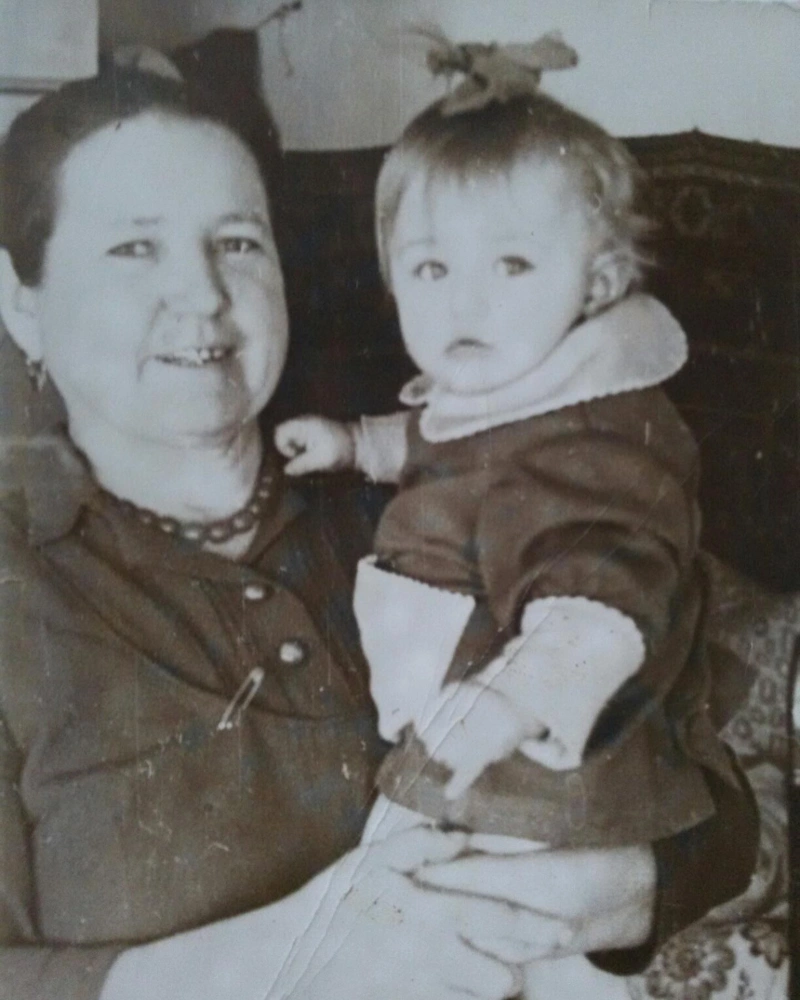 Екатерина Волкова в детстве