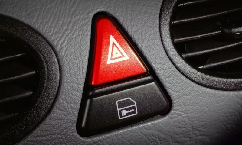 Аварийная сигнализация: мифы на дороге