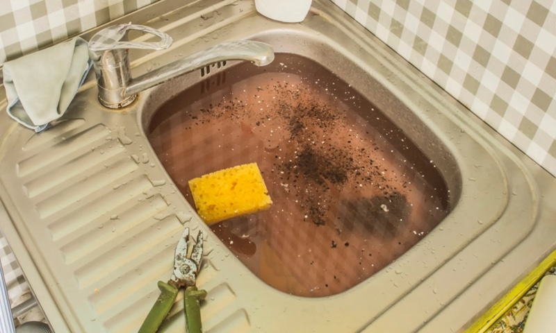 Чистка раковины: решение без сантехника