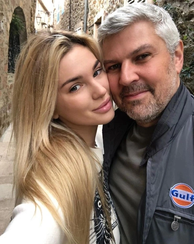 Илона Котелюх и Николай Саркисов