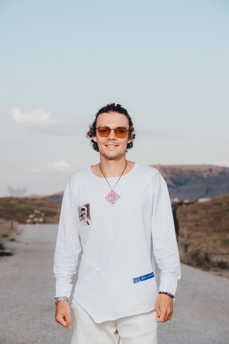 Галерист и автор проекта ARTПатруль Юрий Омельченко