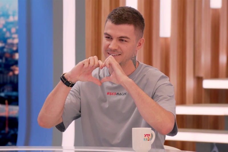 Влад Череватый — примерный семьянин