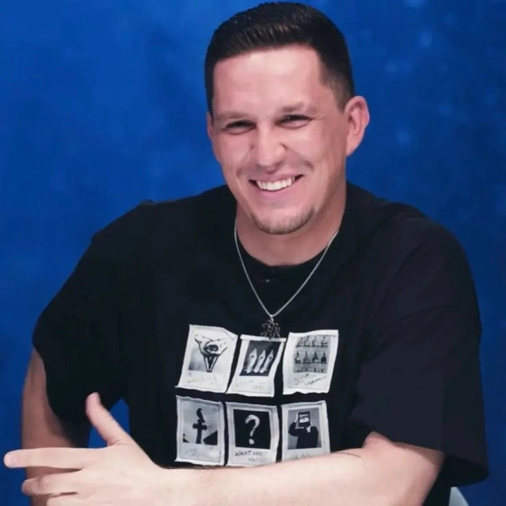 Дима Масленников в шоу «Натальная карта» Дима Масленников в шоу «Натальная карта»