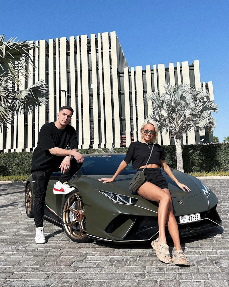 Дима Масленников и Клава Кока Дима Масленников и Клава Кока