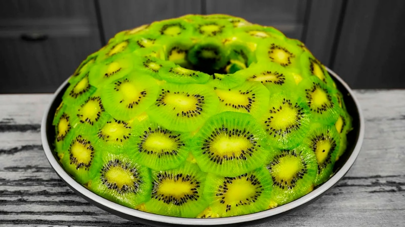 Изумрудный браслет: новогодний салат