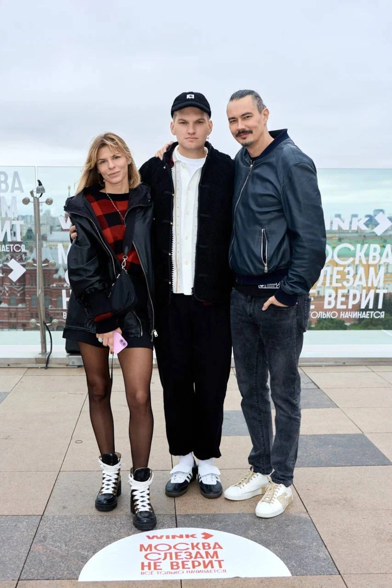 Жора Крыжовников, Ольга Долматовская и Андрей Максимов Жора Крыжовников, Ольга Долматовская и Андрей Максимов