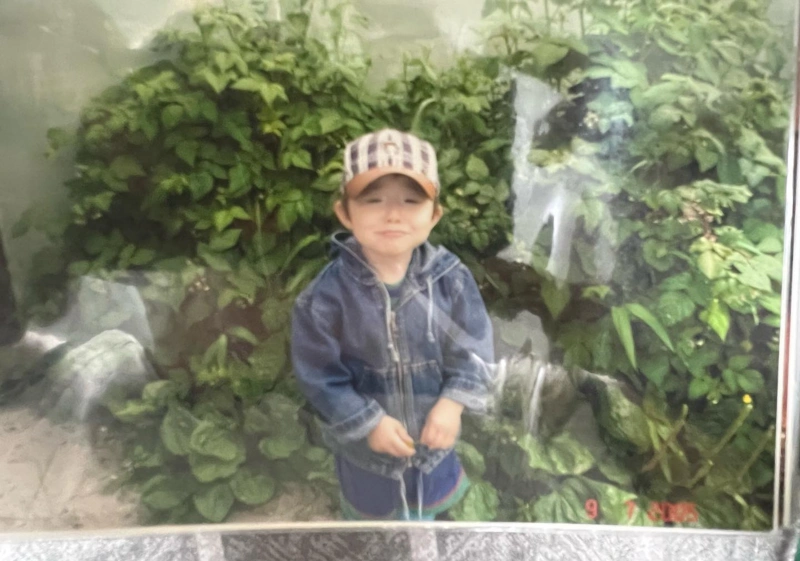 Акимбо 69 в детстве