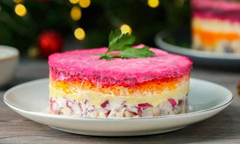 Шуба с крабовыми палочками: свежая версия